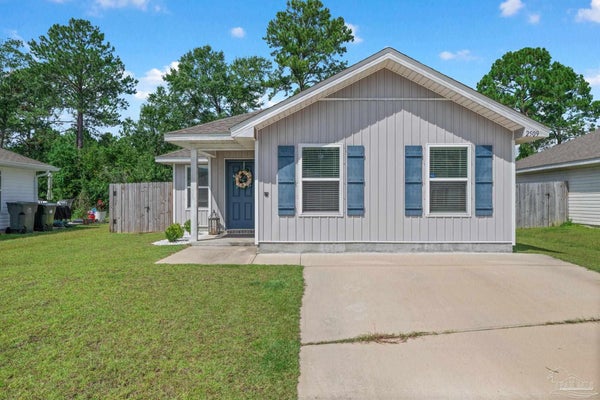 2509 SUTTON PLACE DR, CANTONMENT, FL 32533 - Image 39b1ce8891e1ccd31ea488d9c45fe595/3330892799