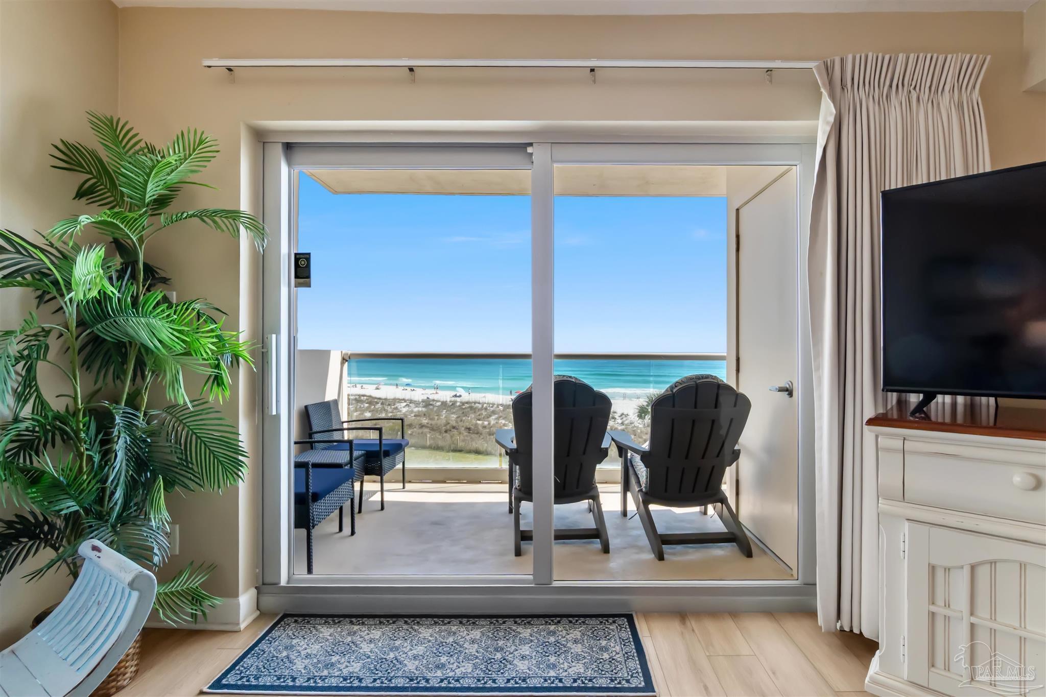 1600 Via Deluna Dr 401B