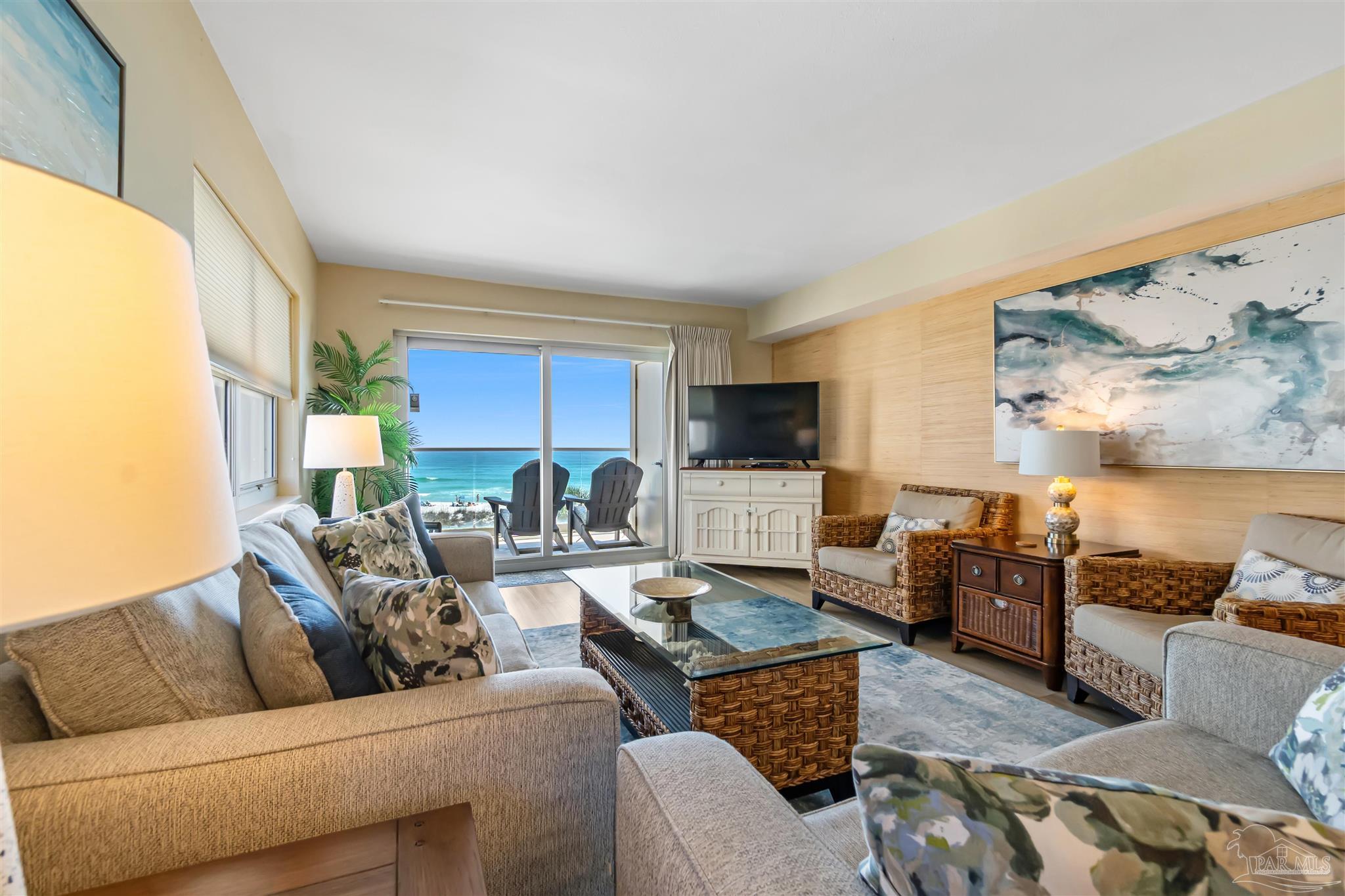 1600 Via Deluna Dr 401B