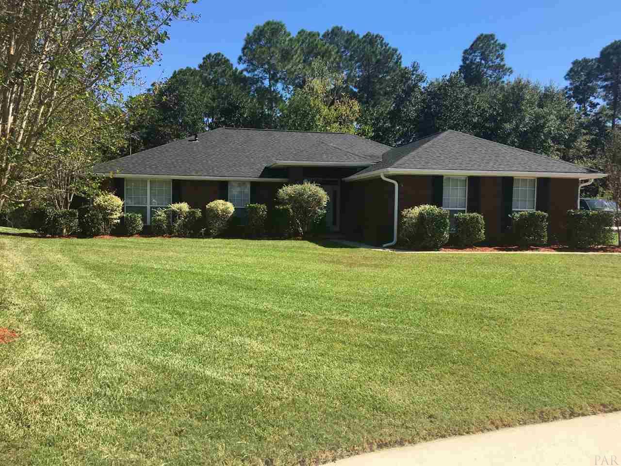 Photo 1 of 25 — 2047 Joshua Dr, Cantonment, FL 32533