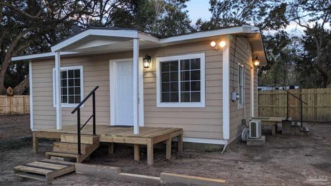 8322 Binkley St Pensacola FL 32514