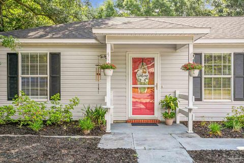 A home in Navarre