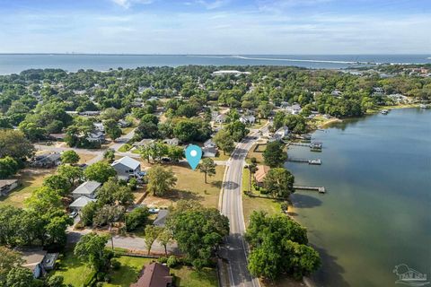 1206 Bayou Blvd Pensacola FL 32503