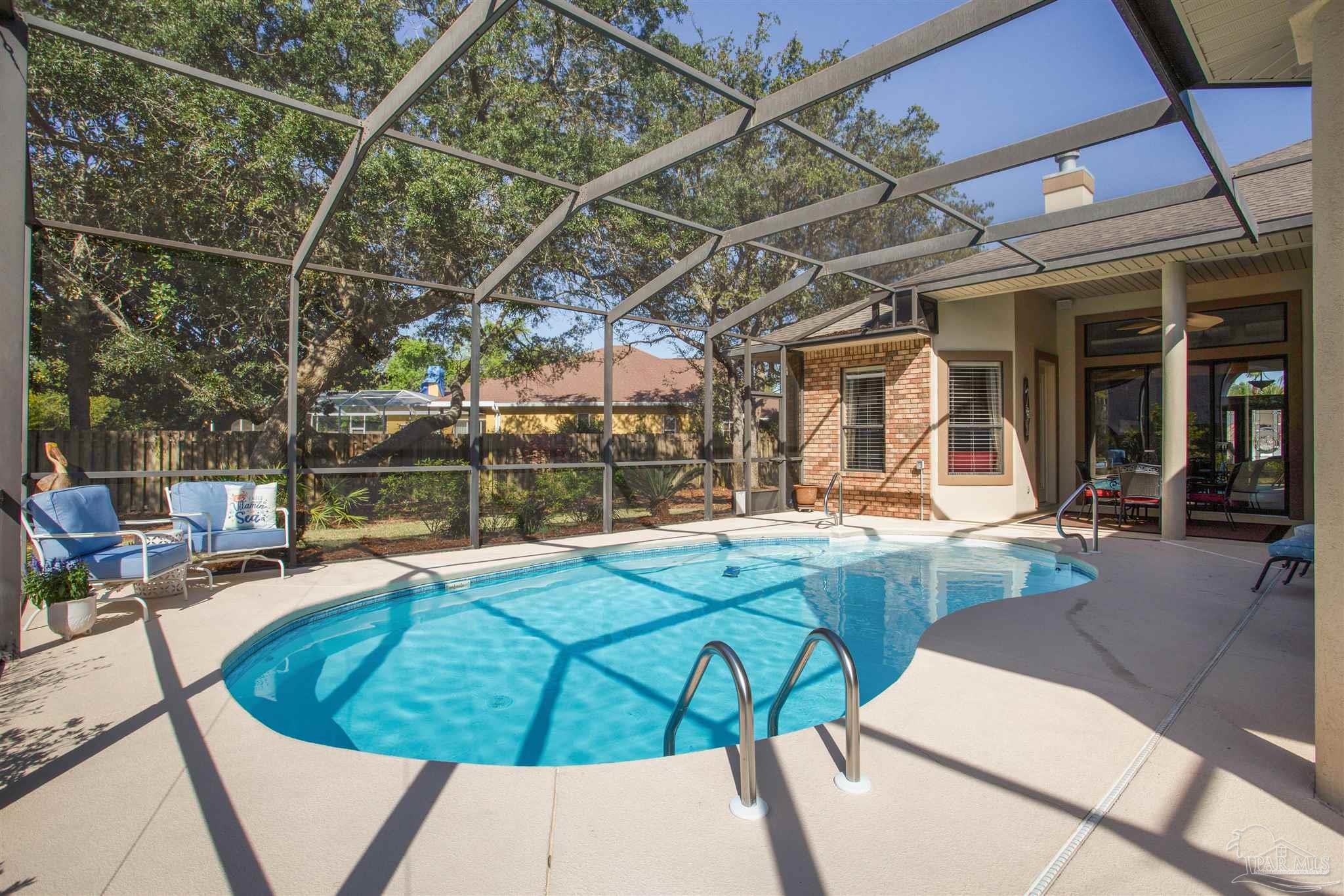 Gulf Breeze, Florida 32563, United States, 4 Bedrooms Bedrooms, ,3 BathroomsBathrooms,Residential,Pending,106098