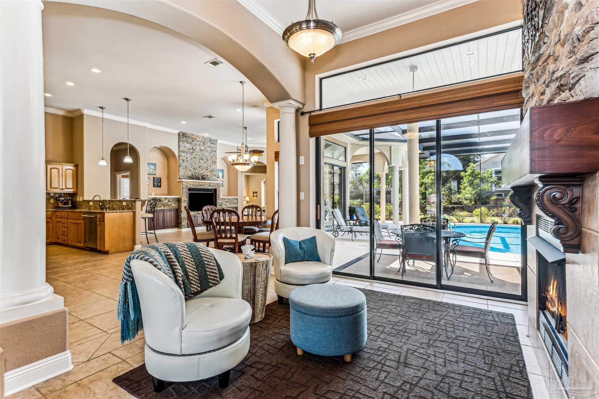 Gulf Breeze, Florida 32563, United States, 4 Bedrooms Bedrooms, ,3 BathroomsBathrooms,Residential,Pending,106098