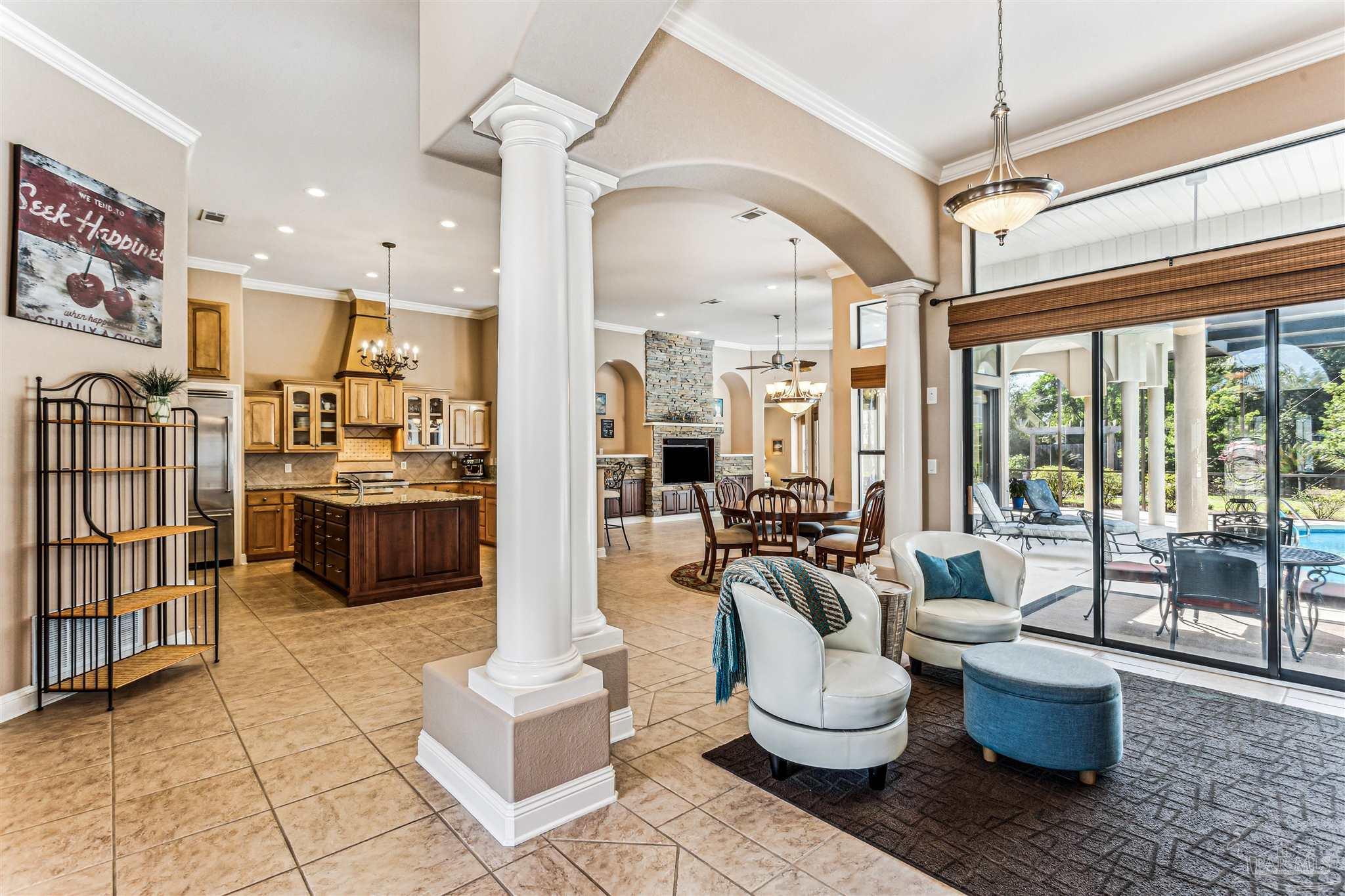 Gulf Breeze, Florida 32563, United States, 4 Bedrooms Bedrooms, ,3 BathroomsBathrooms,Residential,Pending,106098