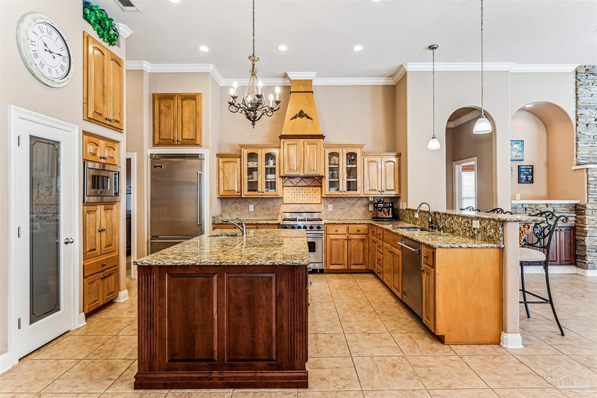 Gulf Breeze, Florida 32563, United States, 4 Bedrooms Bedrooms, ,3 BathroomsBathrooms,Residential,Pending,106098