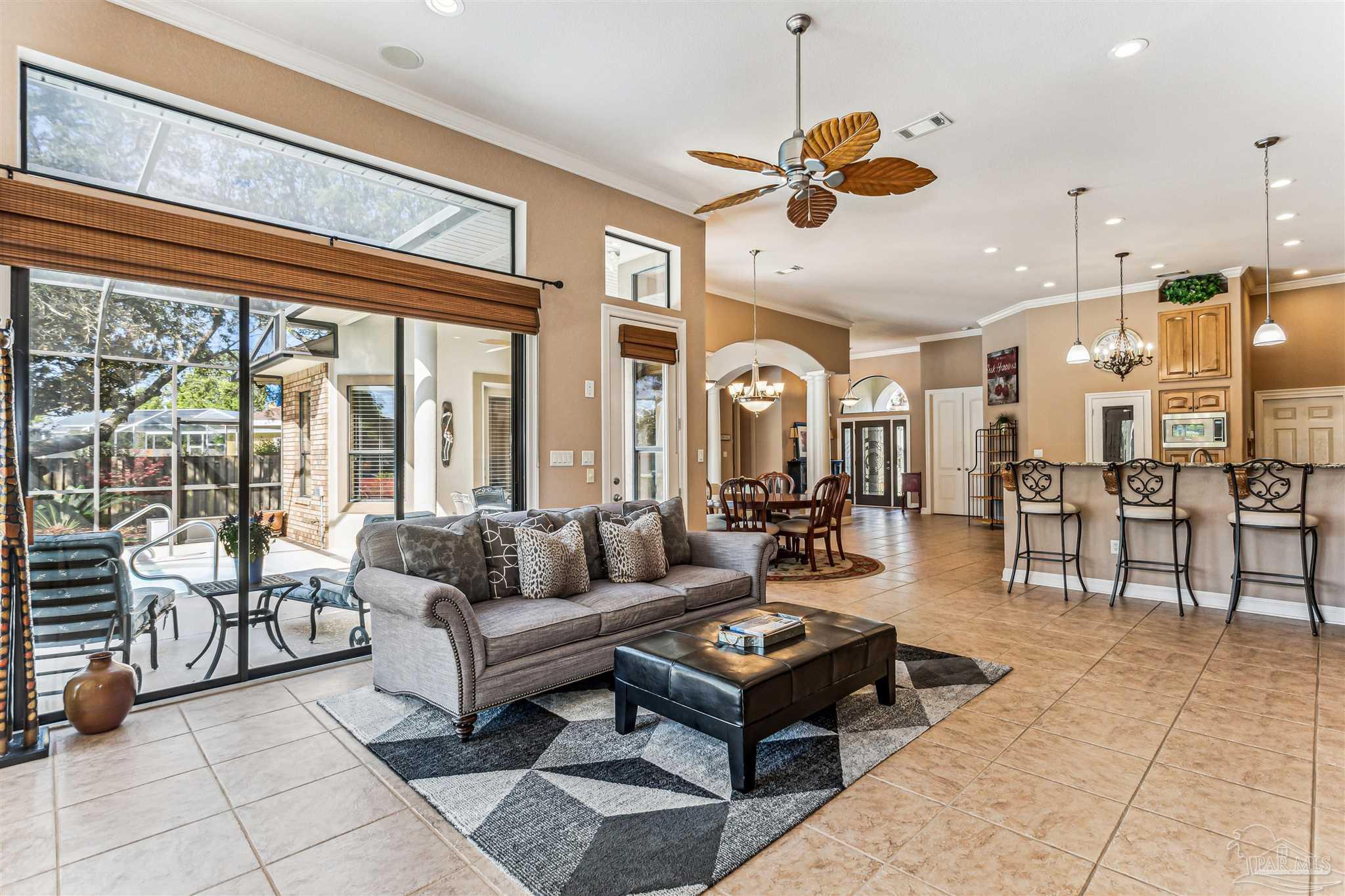 Gulf Breeze, Florida 32563, United States, 4 Bedrooms Bedrooms, ,3 BathroomsBathrooms,Residential,Pending,106098