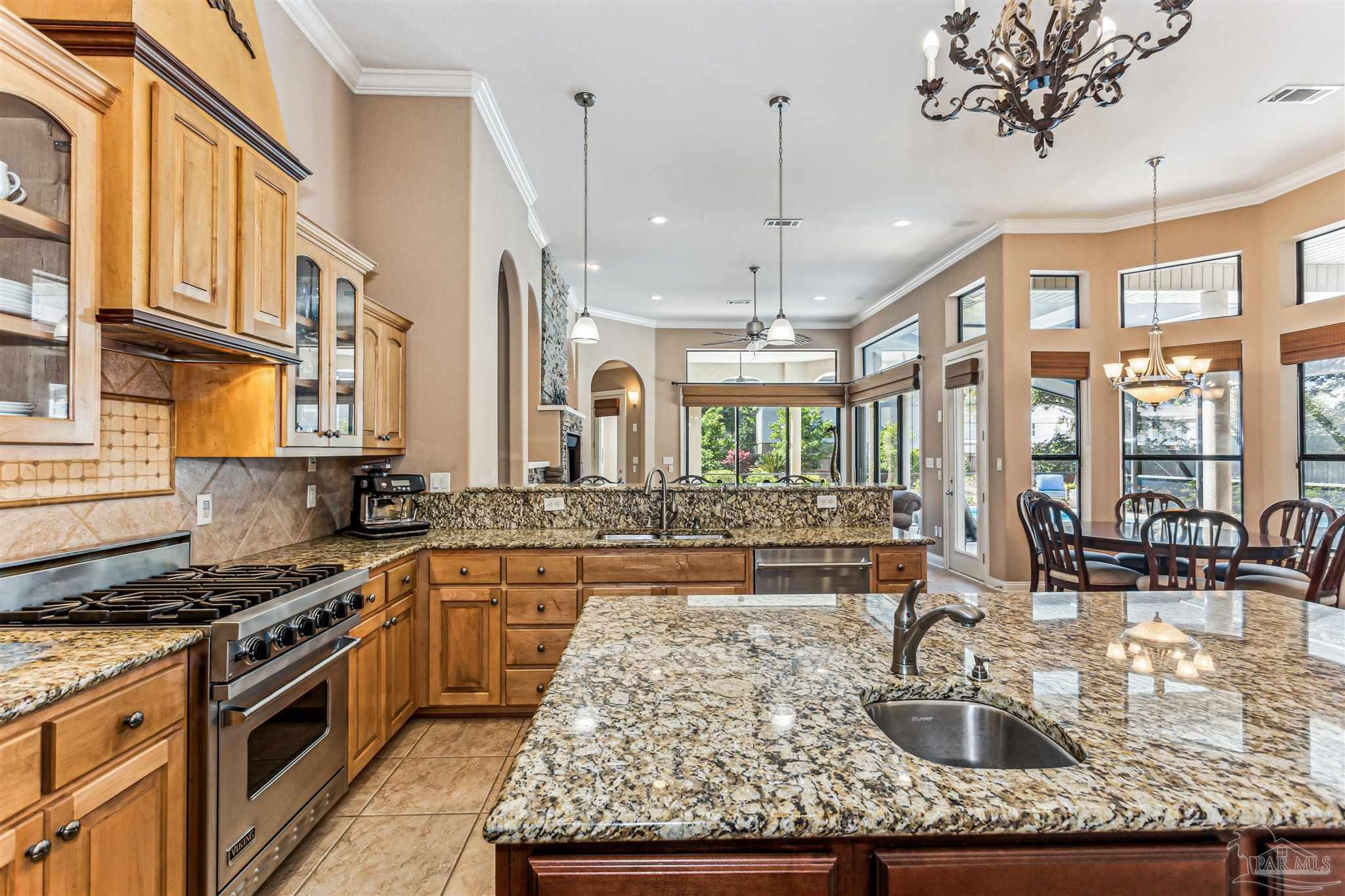 Gulf Breeze, Florida 32563, United States, 4 Bedrooms Bedrooms, ,3 BathroomsBathrooms,Residential,Pending,106098