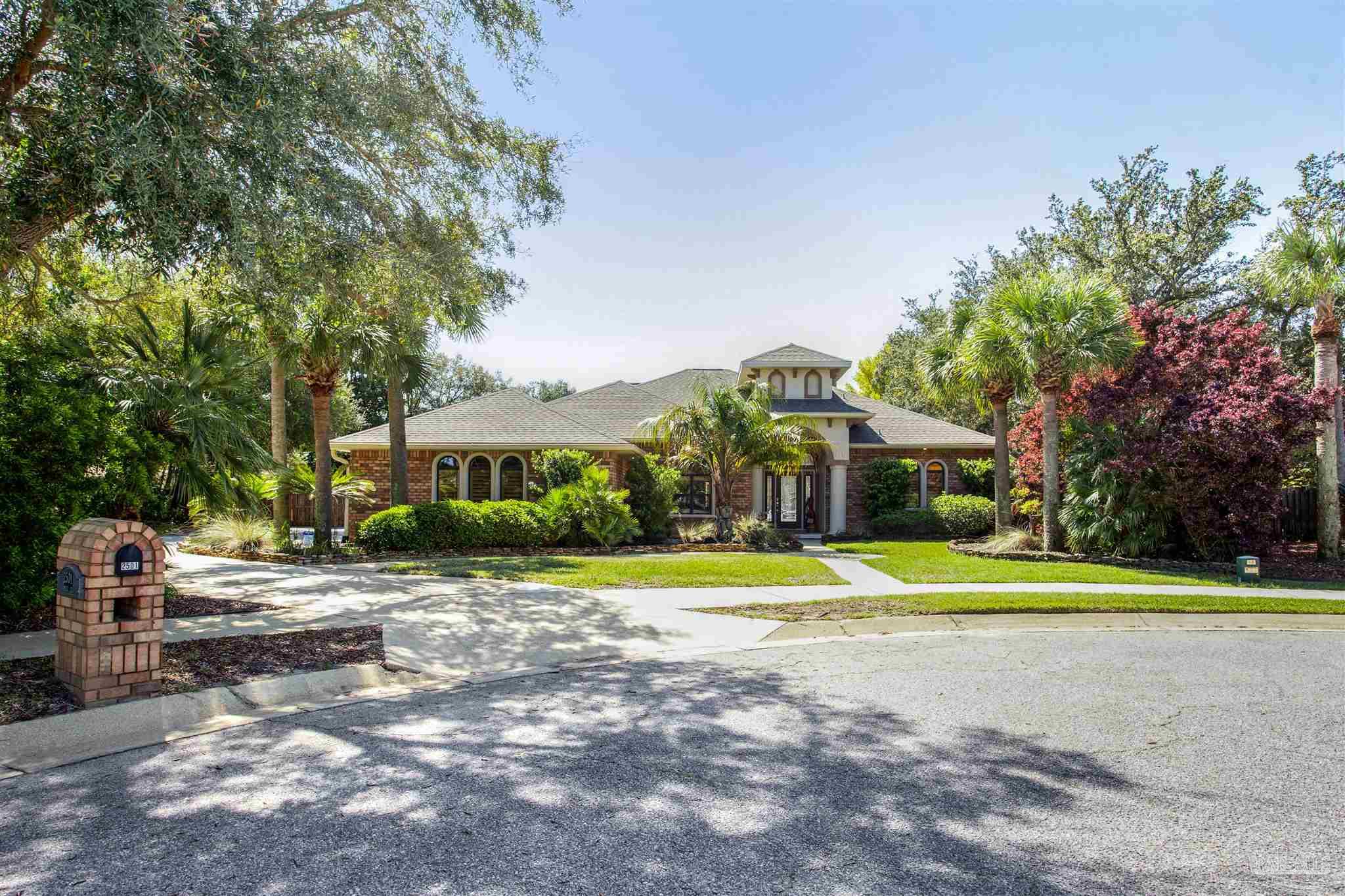 Gulf Breeze, Florida 32563, United States, 4 Bedrooms Bedrooms, ,3 BathroomsBathrooms,Residential,Pending,106098