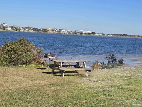 A home in Pensacola Beach