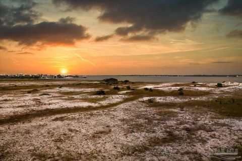 A home in Navarre Beach