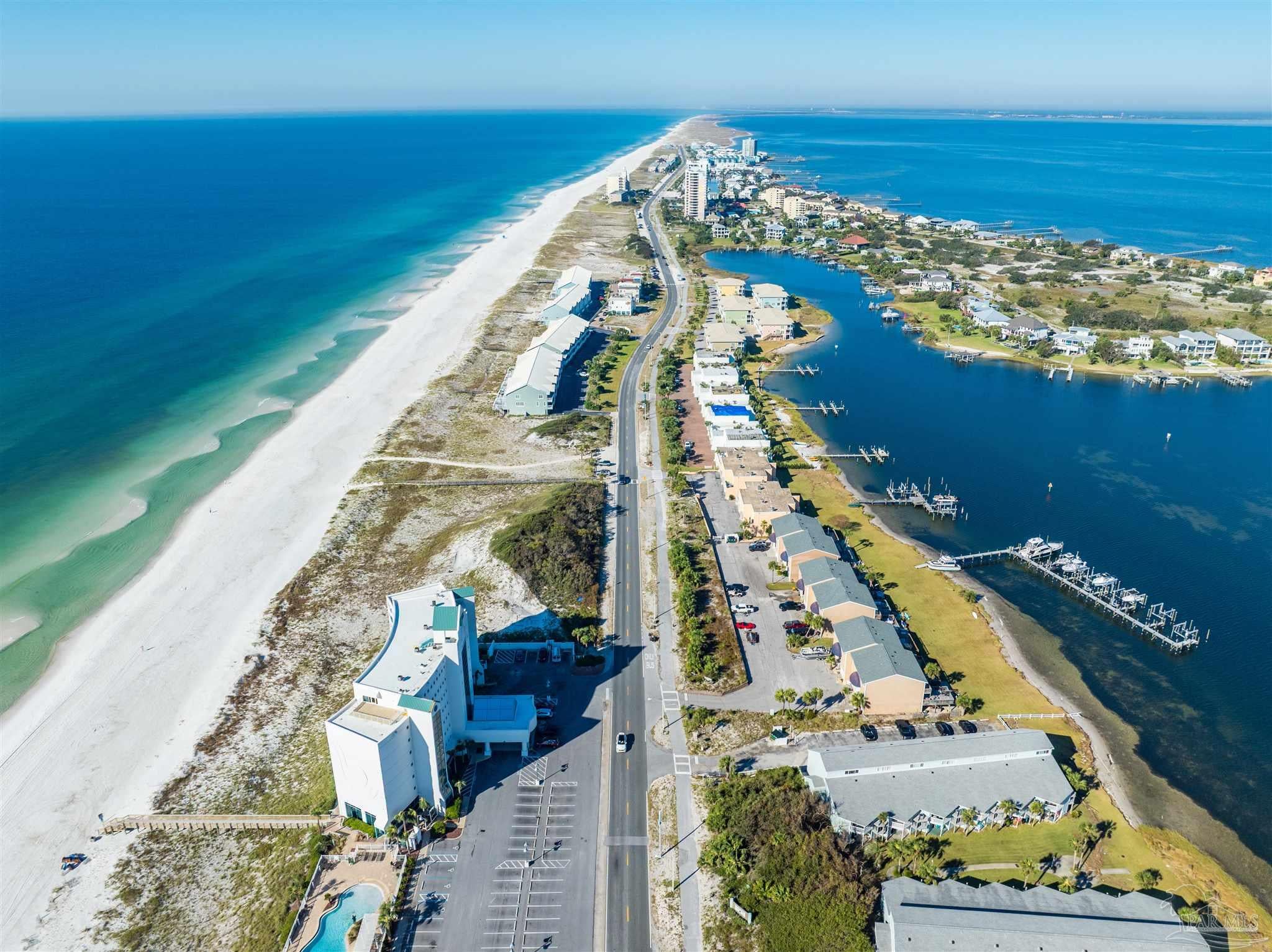 336 Ft Pickens Rd W103