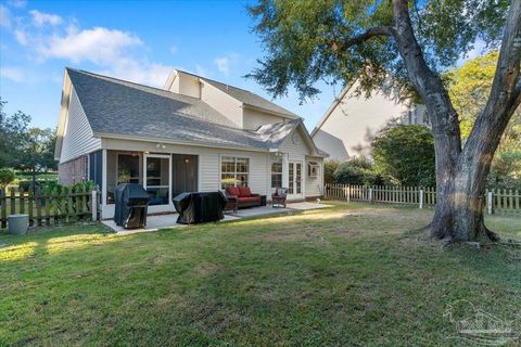 A home in Niceville