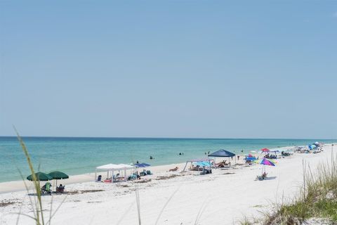 A home in Pensacola Beach