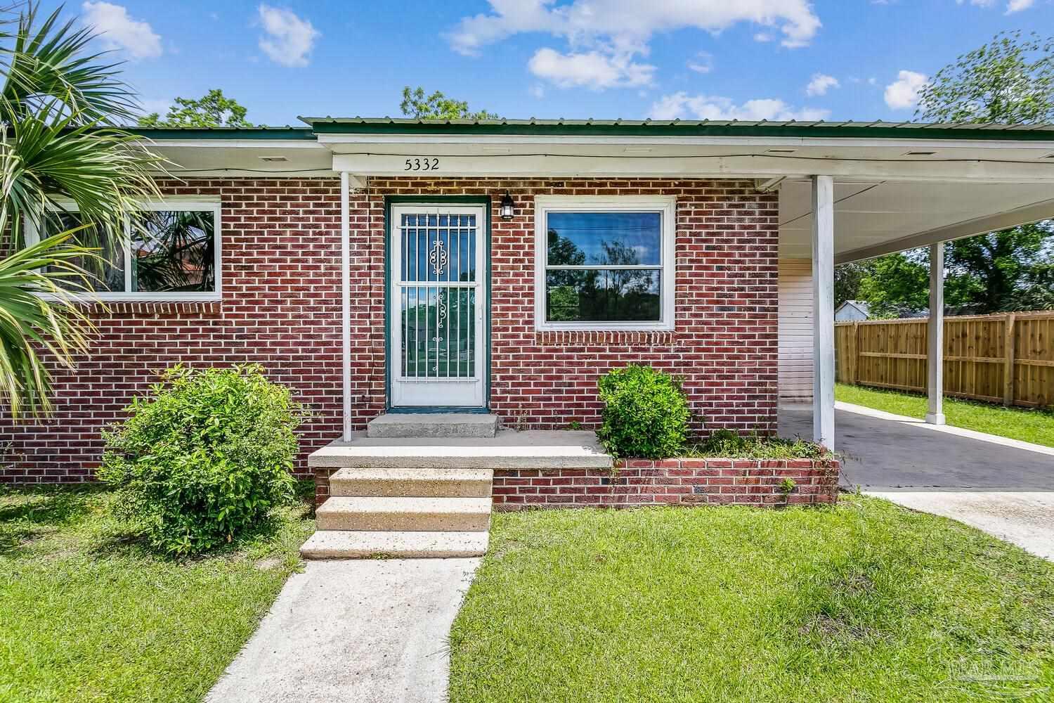 Photo 1 of 22 — 5332 Lexington Ave, Milton, FL 32570