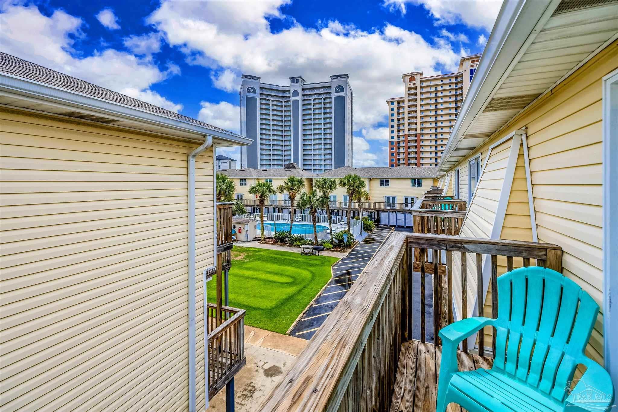 372 East Beach Blvd 21