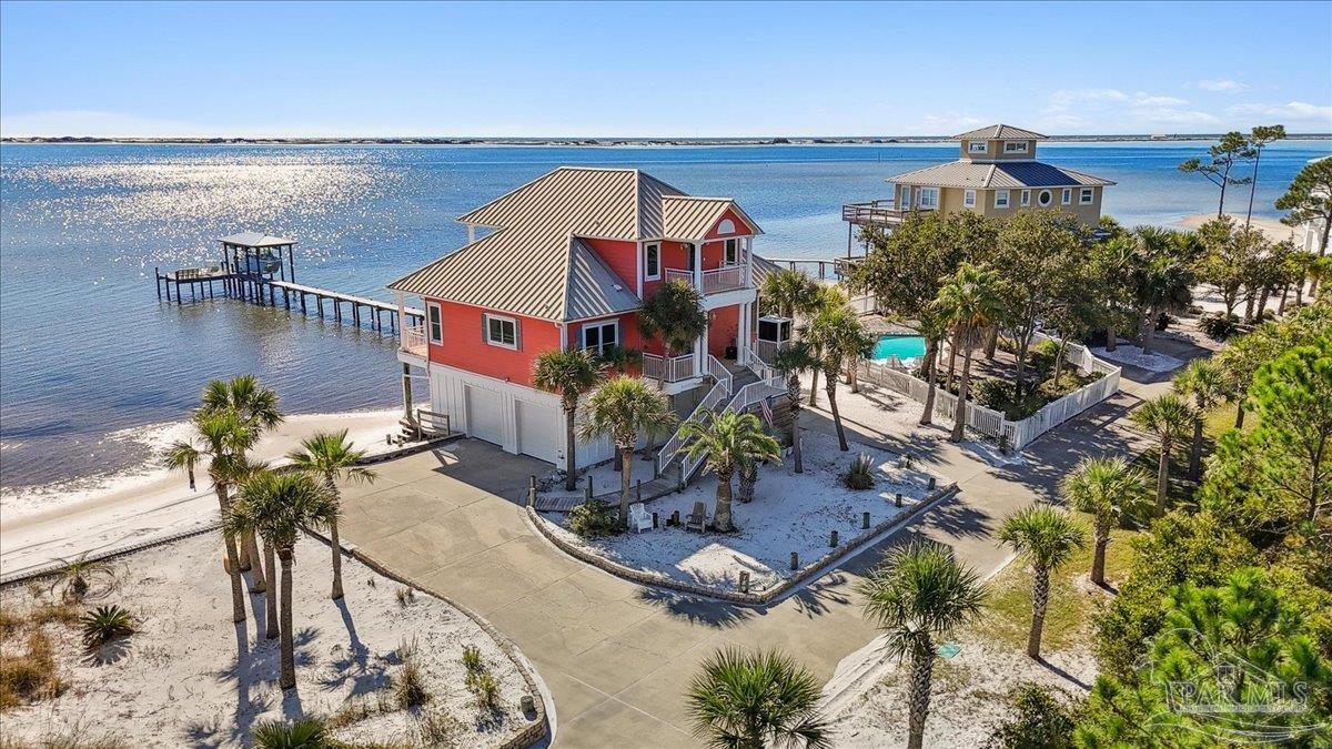 1894 Biscayne Cir Dr