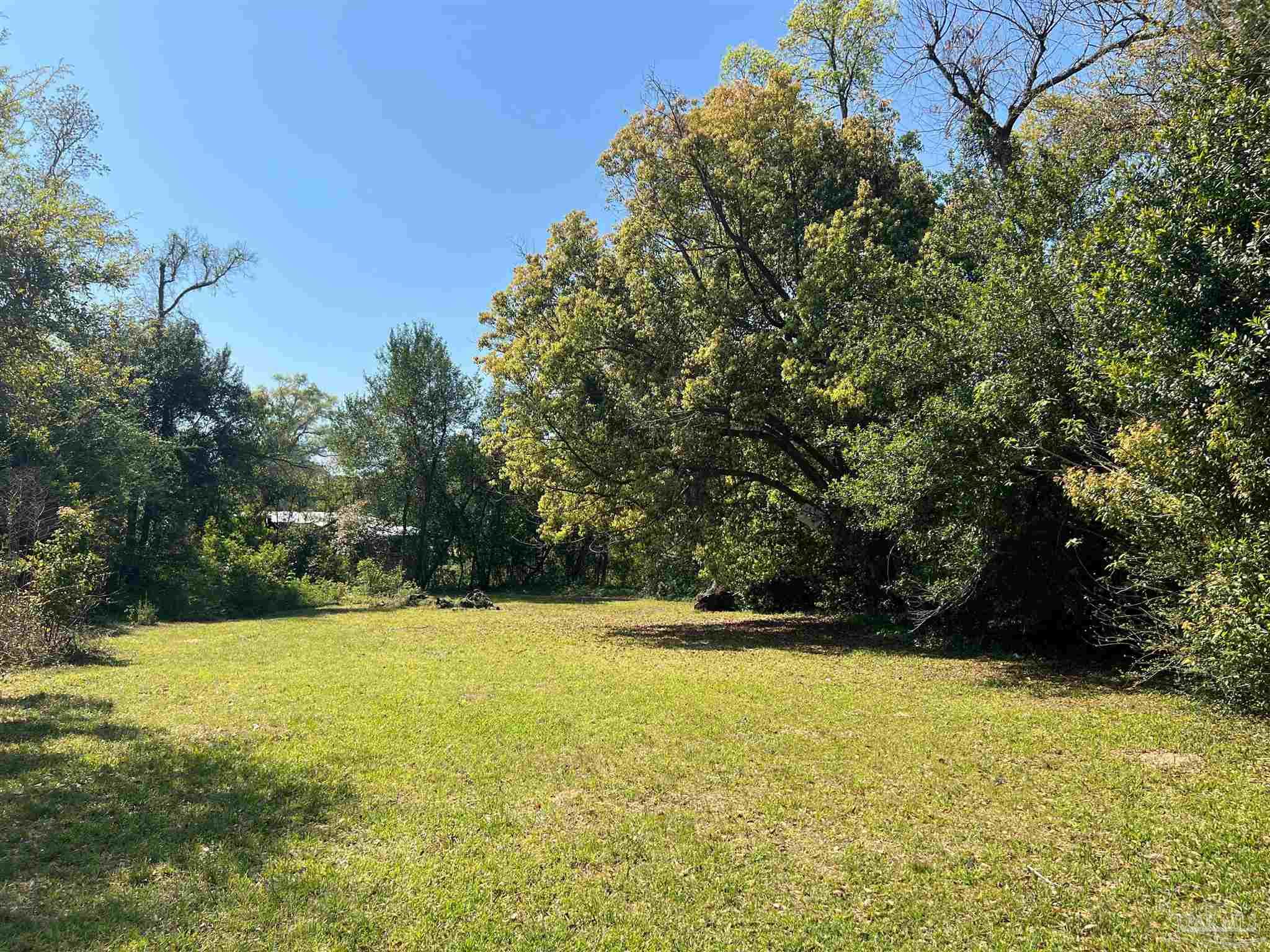 Photo 1 of 28 — 125 Alice St, Pensacola, FL 32505