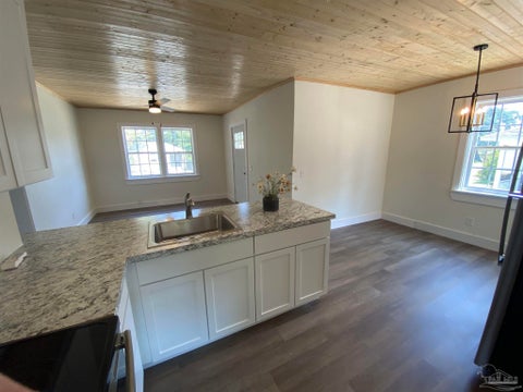 Featured picture for the property 631276