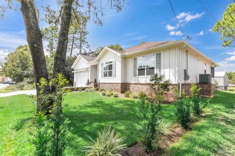 A home in Navarre