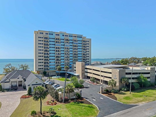 825 BAYSHORE DR APT 605, PENSACOLA, FL 32507 - Image 49e9c1380c6abda1ba28e593a1617de4/1263673429