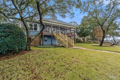 A home in Gulf Breeze