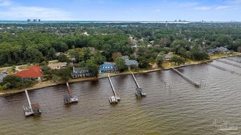 A home in Gulf Breeze