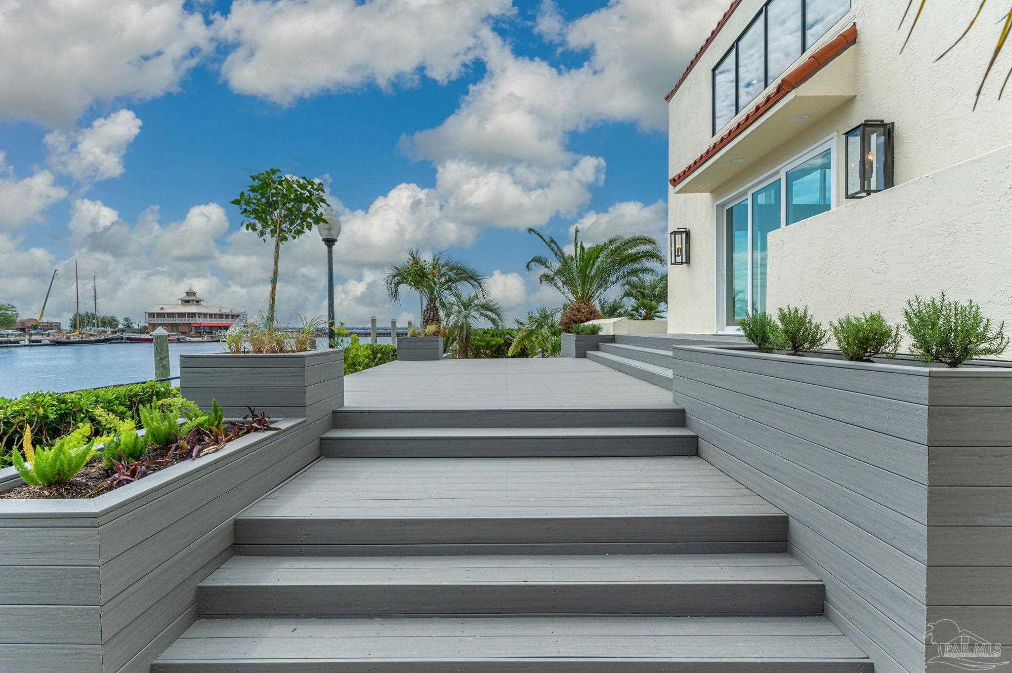 Pensacola, Florida 32502, United States, 4 Bedrooms Bedrooms, ,4 BathroomsBathrooms,Residential,Active,226366