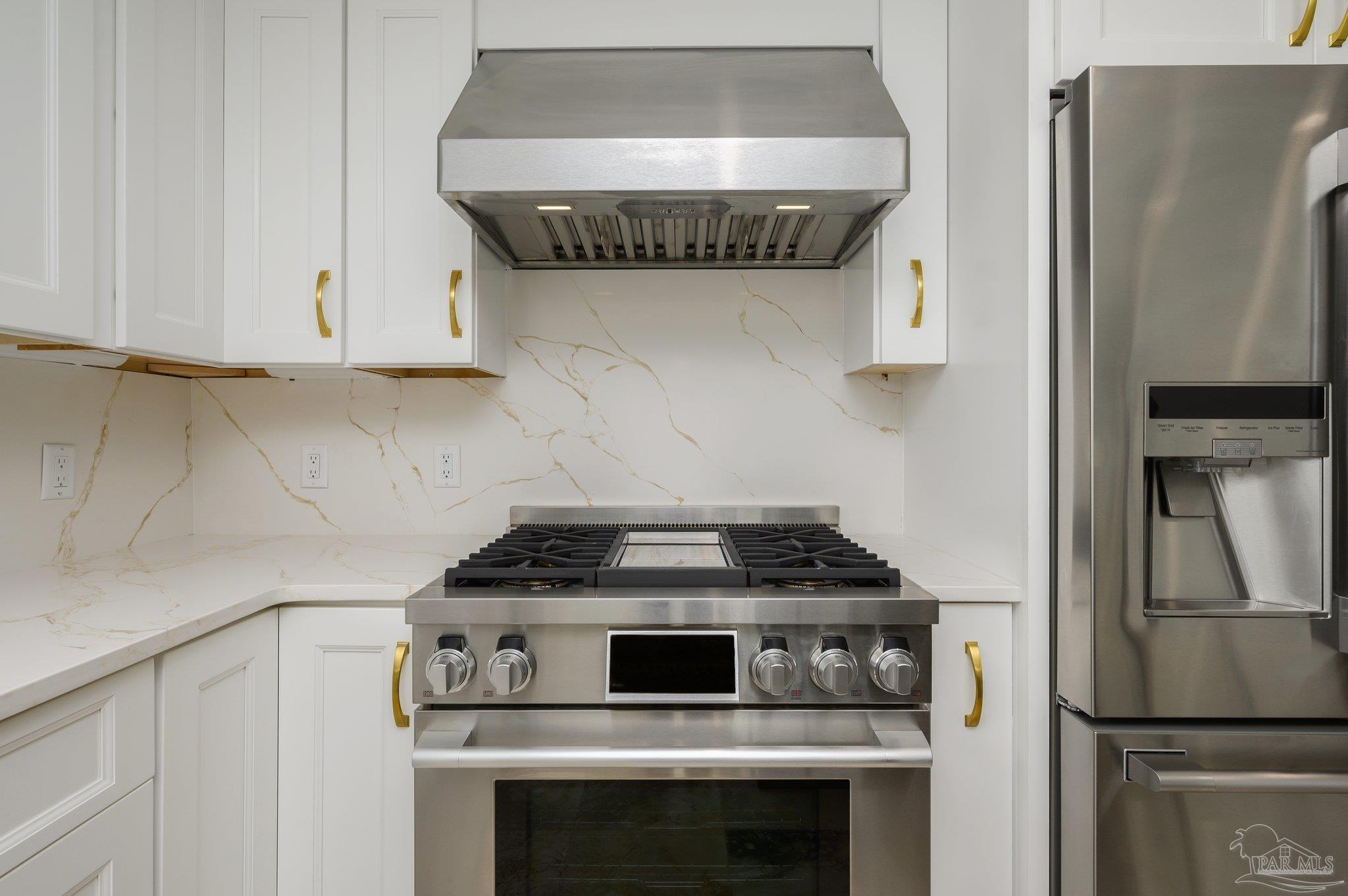 Pensacola, Florida 32502, United States, 4 Bedrooms Bedrooms, ,4 BathroomsBathrooms,Residential,Active,226366