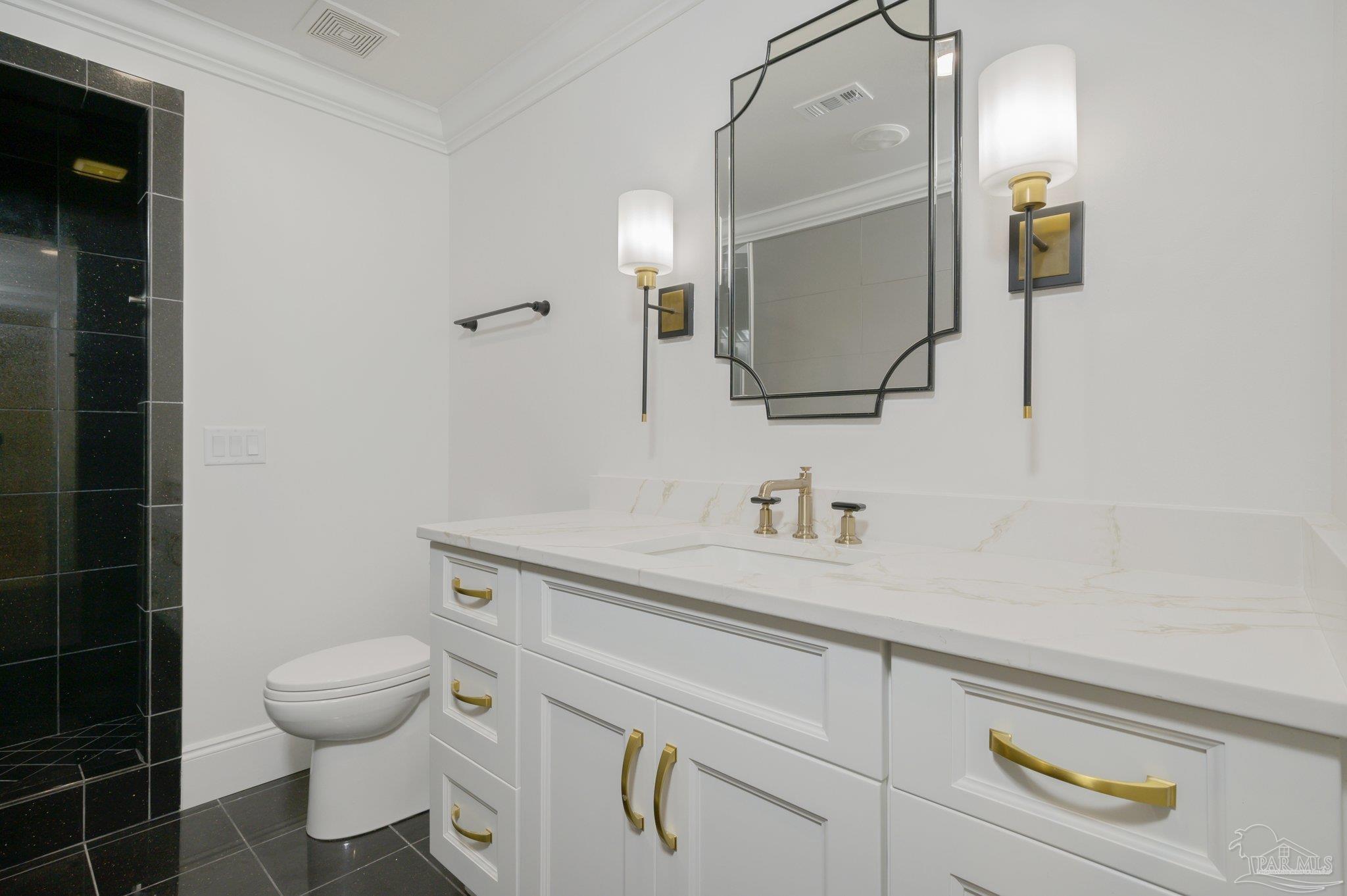 Pensacola, Florida 32502, United States, 4 Bedrooms Bedrooms, ,4 BathroomsBathrooms,Residential,Active,226366