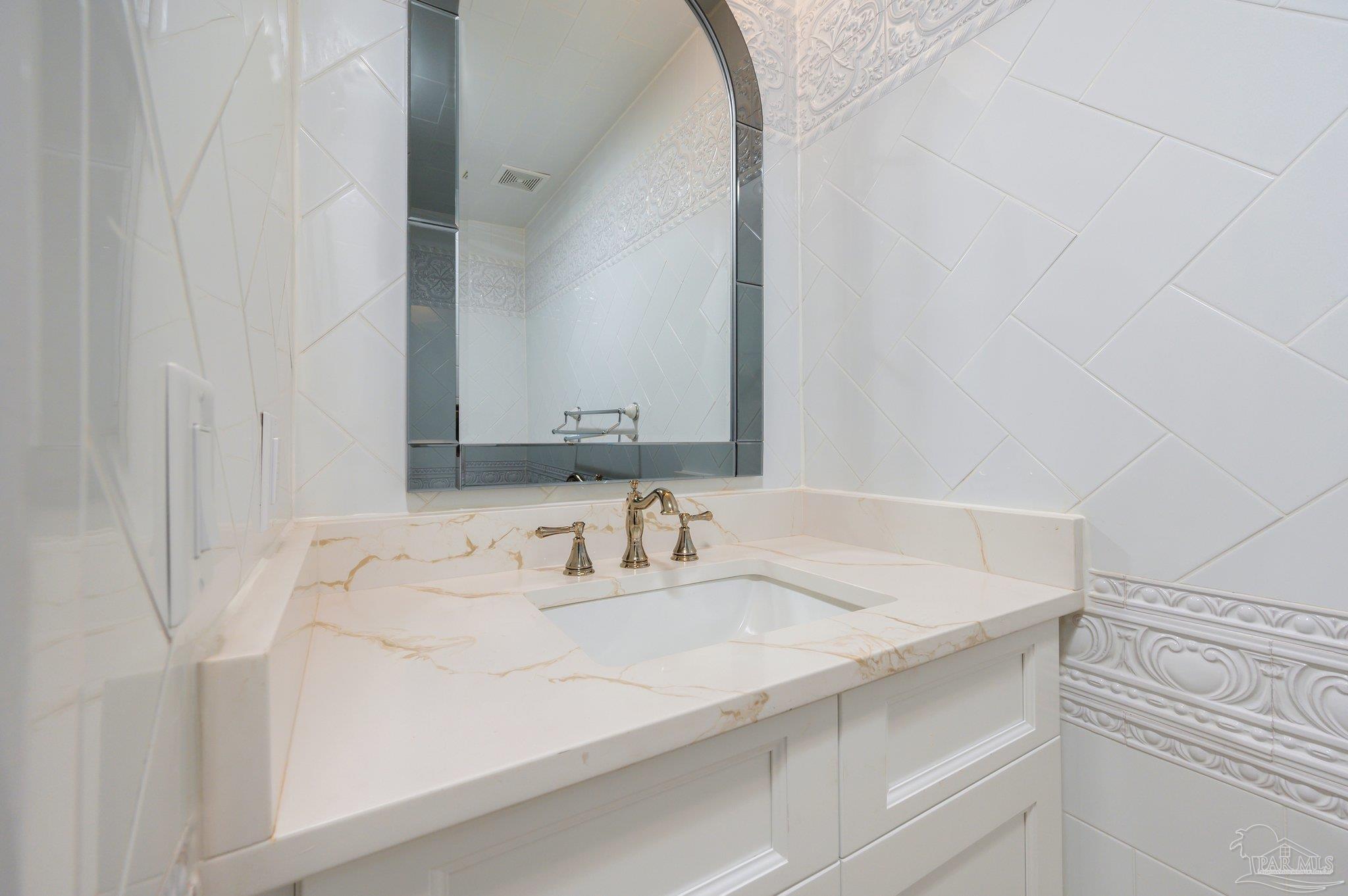 Pensacola, Florida 32502, United States, 4 Bedrooms Bedrooms, ,4 BathroomsBathrooms,Residential,Active,226366