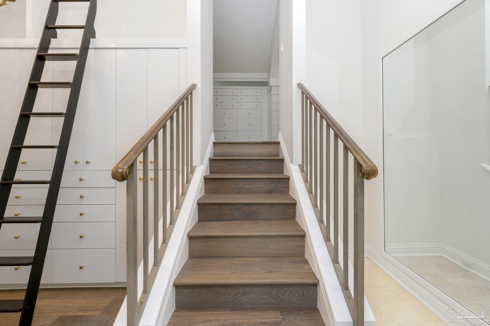 Pensacola, Florida 32502, United States, 4 Bedrooms Bedrooms, ,4 BathroomsBathrooms,Residential,Active,226366