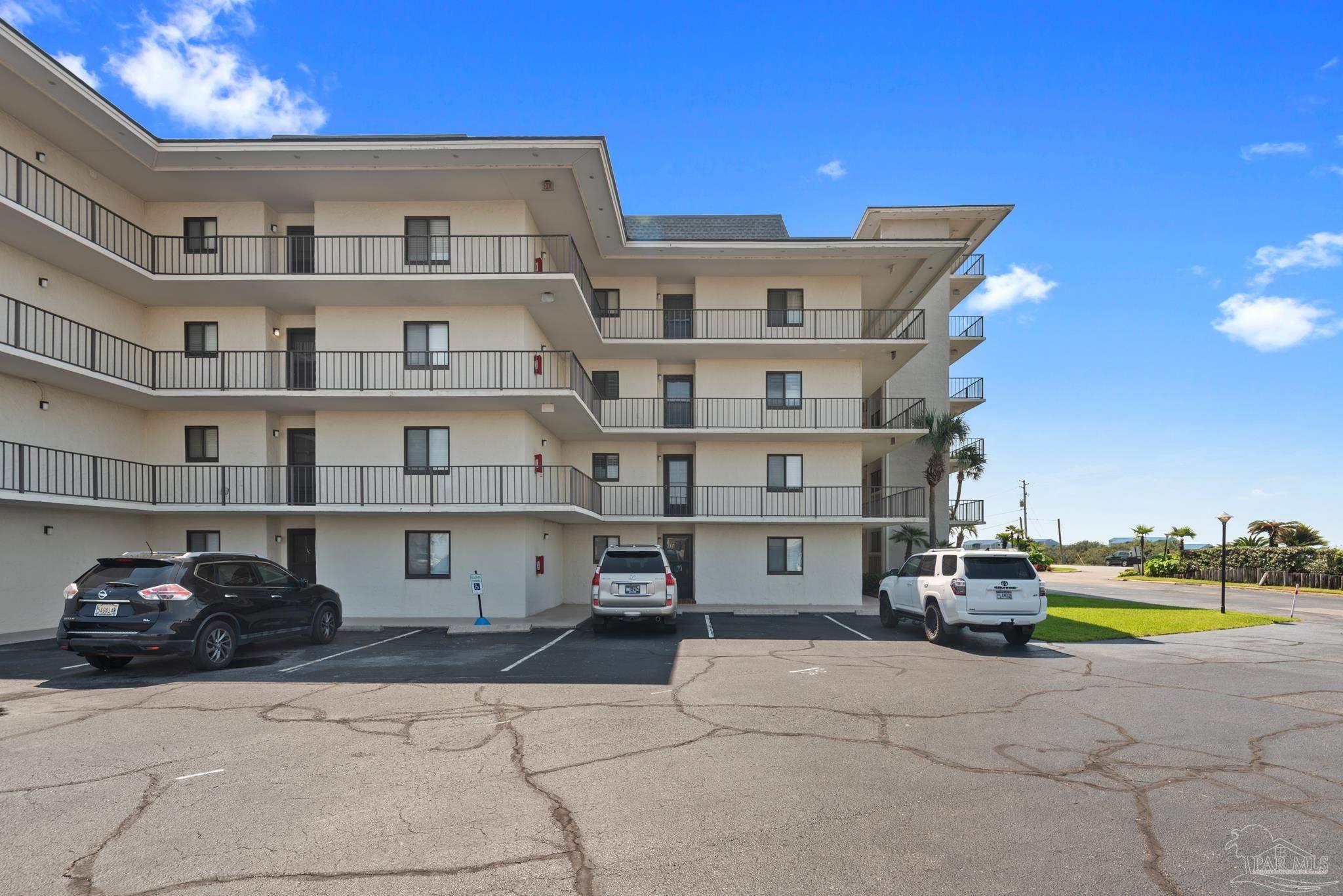 View Pensacola, FL 32507 condo