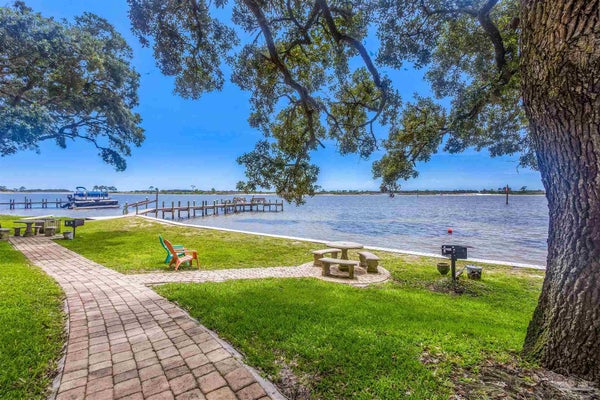 209 W MIRACLE STRIP PKWY APT H302, MARY ESTHER, FL 32569 - Image 4d4e7daf09b241c9632f84aad120e11d/717599832