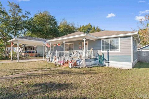 A home in Niceville