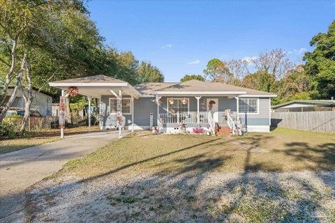 A home in Niceville