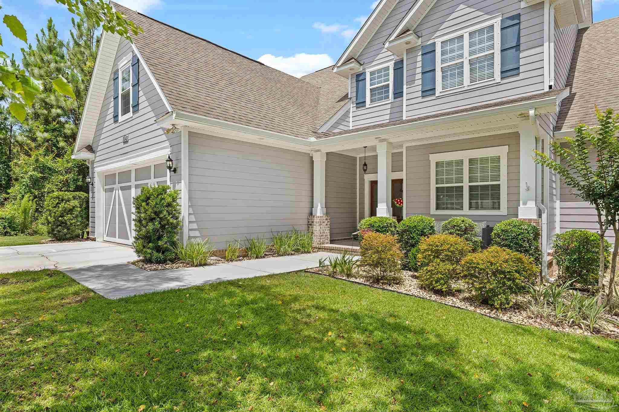 Custom Home on Private Conservation