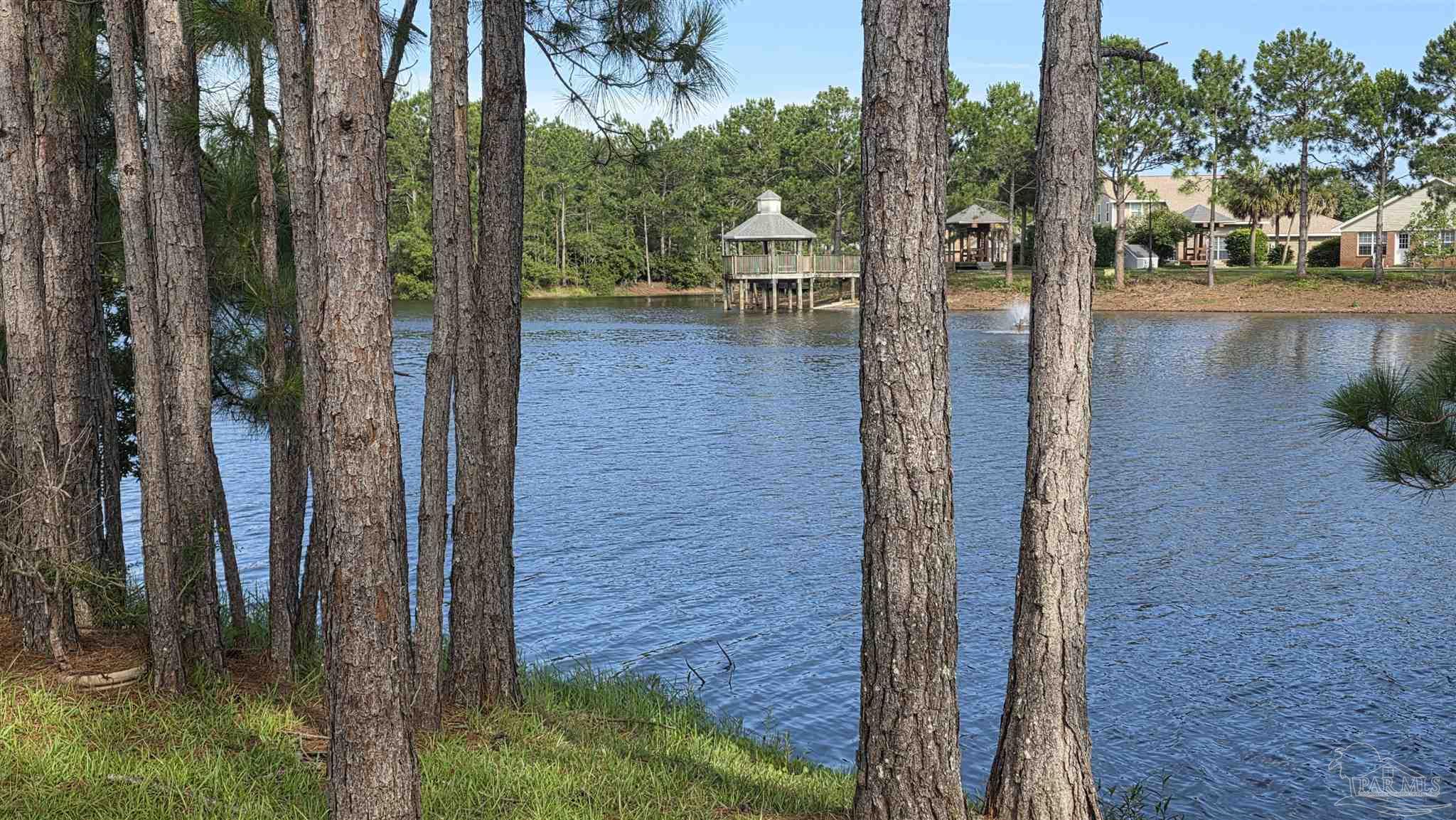 Photo 1 of 31 — 10020 Parker Lake Cir, Navarre, FL 32566