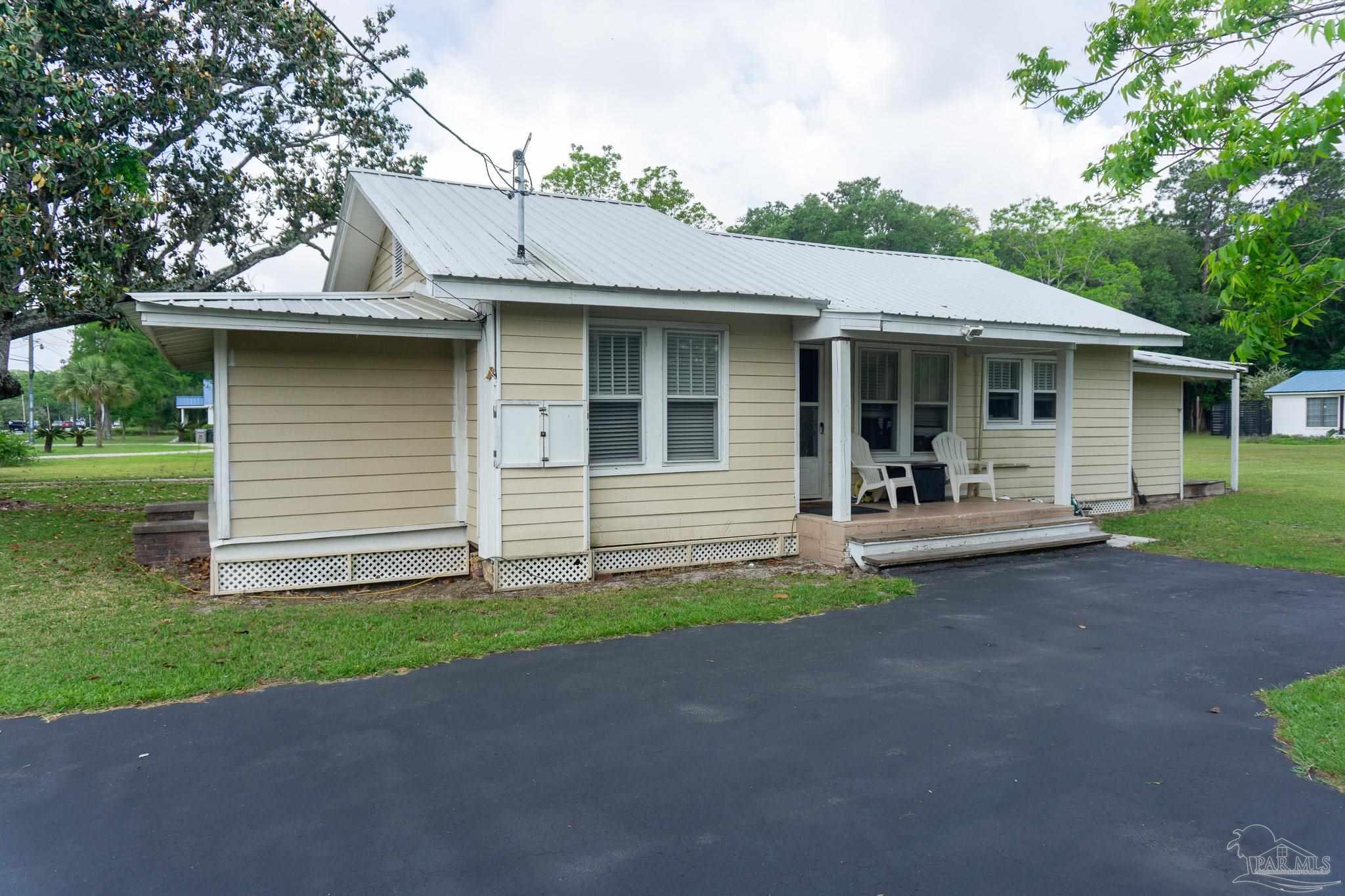 Photo 1 of 34 — 9030 Gulf Beach Hwy, Pensacola, FL 32507