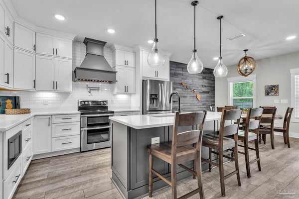 107 COUNTRI LN, CANTONMENT, FL 32533 - Image 52a7bc0fcf53e3ef8bec997fd72fd2c5/4150520594