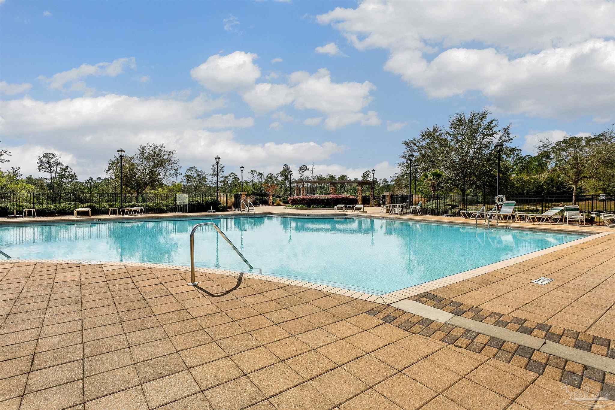 Pensacola, Florida 32526, United States, 6 Bedrooms Bedrooms, ,4 BathroomsBathrooms,Residential,Active,88254