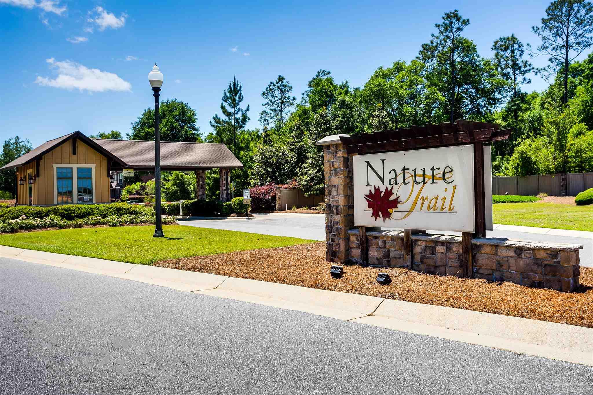 Pensacola, Florida 32526, United States, 6 Bedrooms Bedrooms, ,4 BathroomsBathrooms,Residential,Active,88254