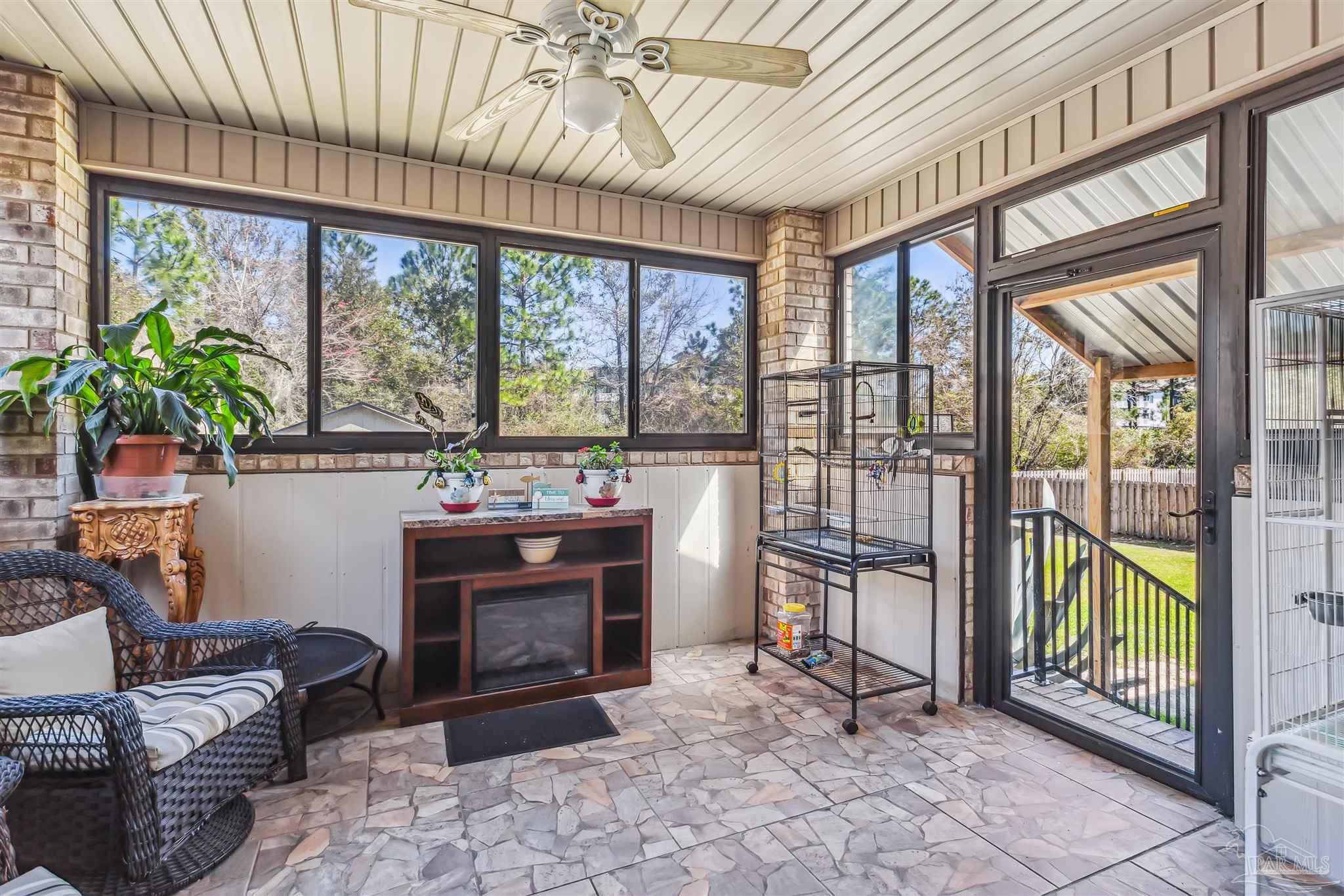 Pensacola, Florida 32526, United States, 6 Bedrooms Bedrooms, ,4 BathroomsBathrooms,Residential,Active,88254