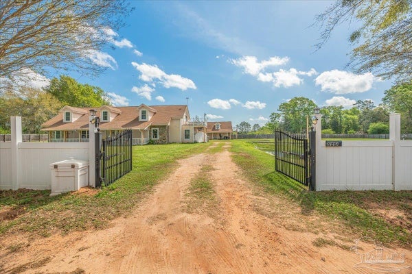 5556 CHALKER RD, MOLINO, FL 32577 - Image 577bb90af4e47aaf11a847d517fee4b7/3768856129