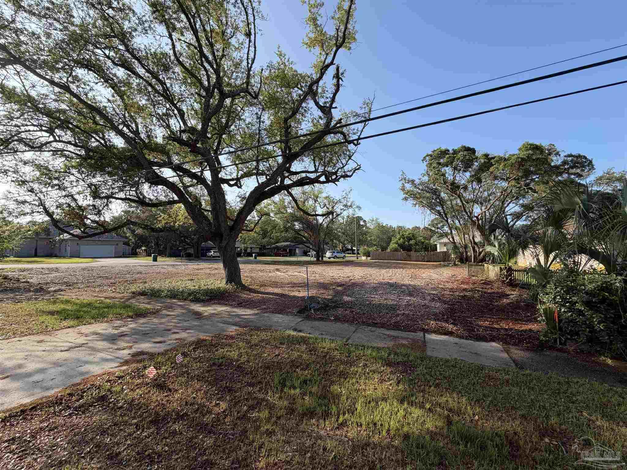 Photo 1 of 6 — 401 Fairpoint Dr, Gulf Breeze, FL 32561