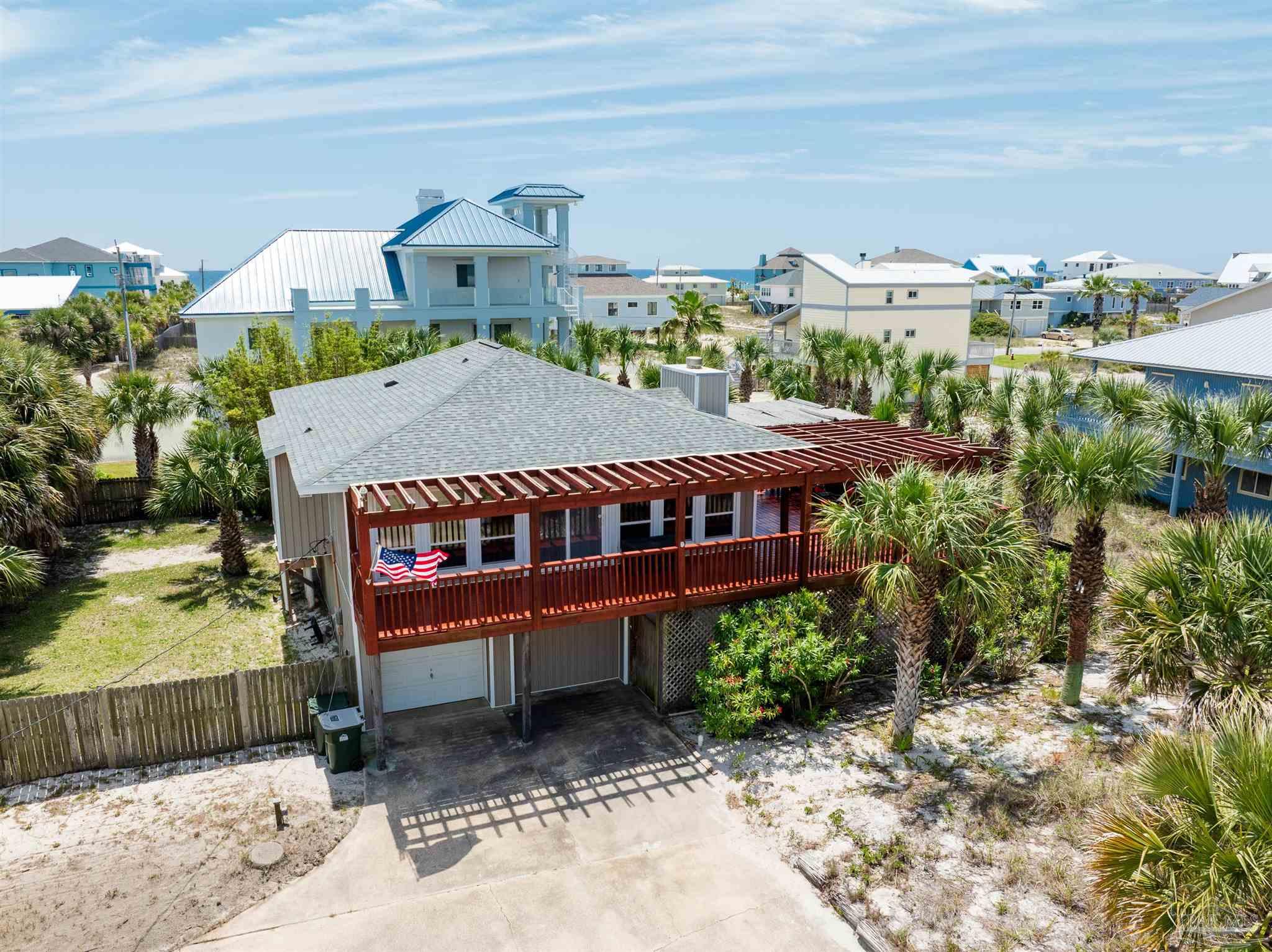 1202 Via Deluna Dr