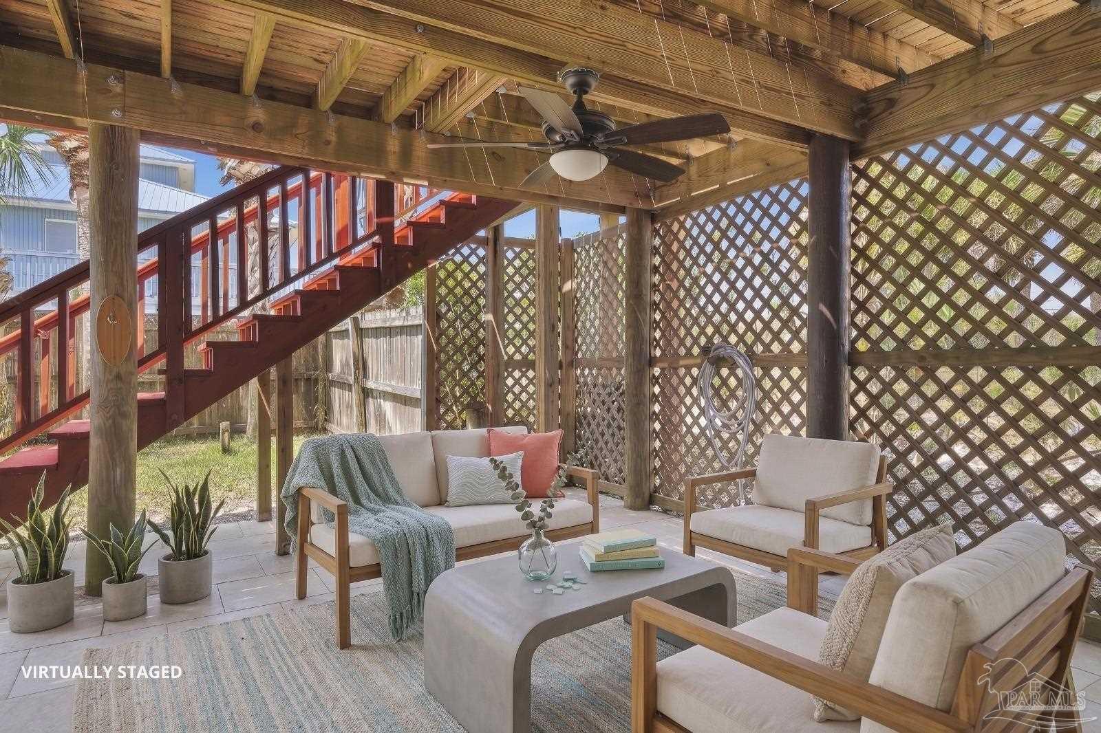1202 Via Deluna Dr