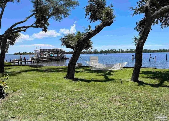 634 1/2 SILVERSHORE DR, PENSACOLA, FL 32507 - Image 5ba31d117c174b9721ba4fd4bc7ae9b2/2949794867