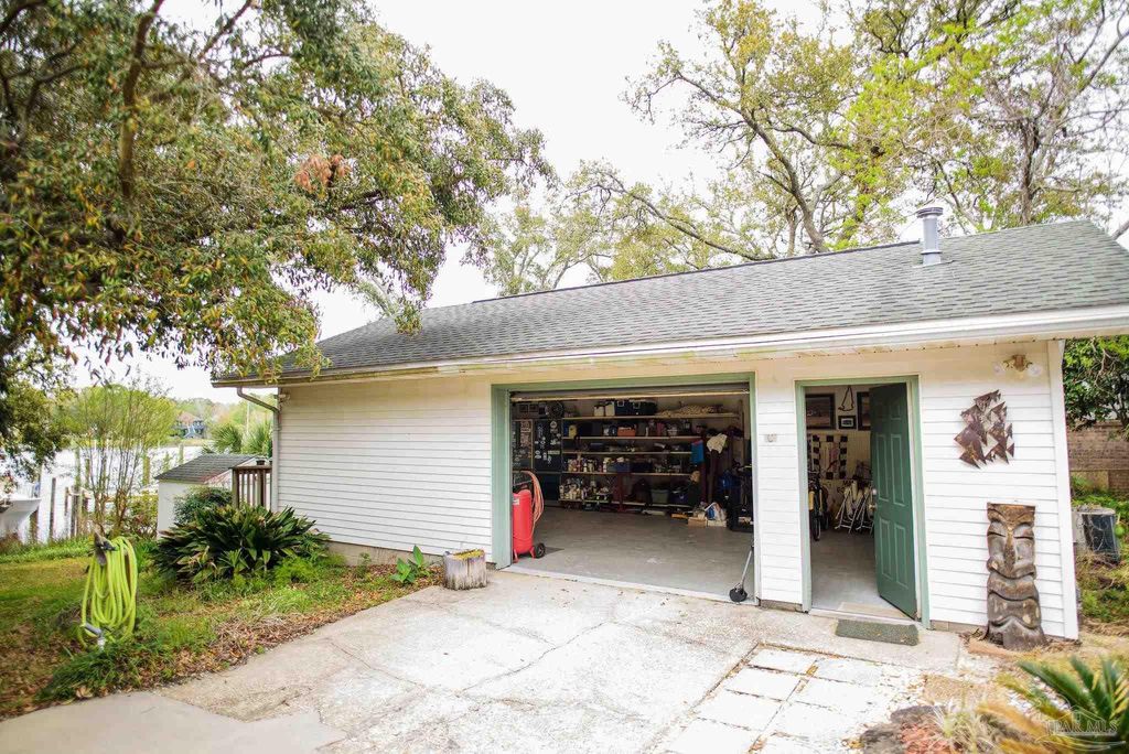 listing image 42